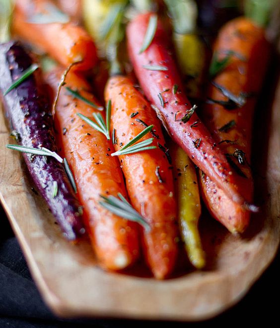 Gekleurde wortels uit de oven